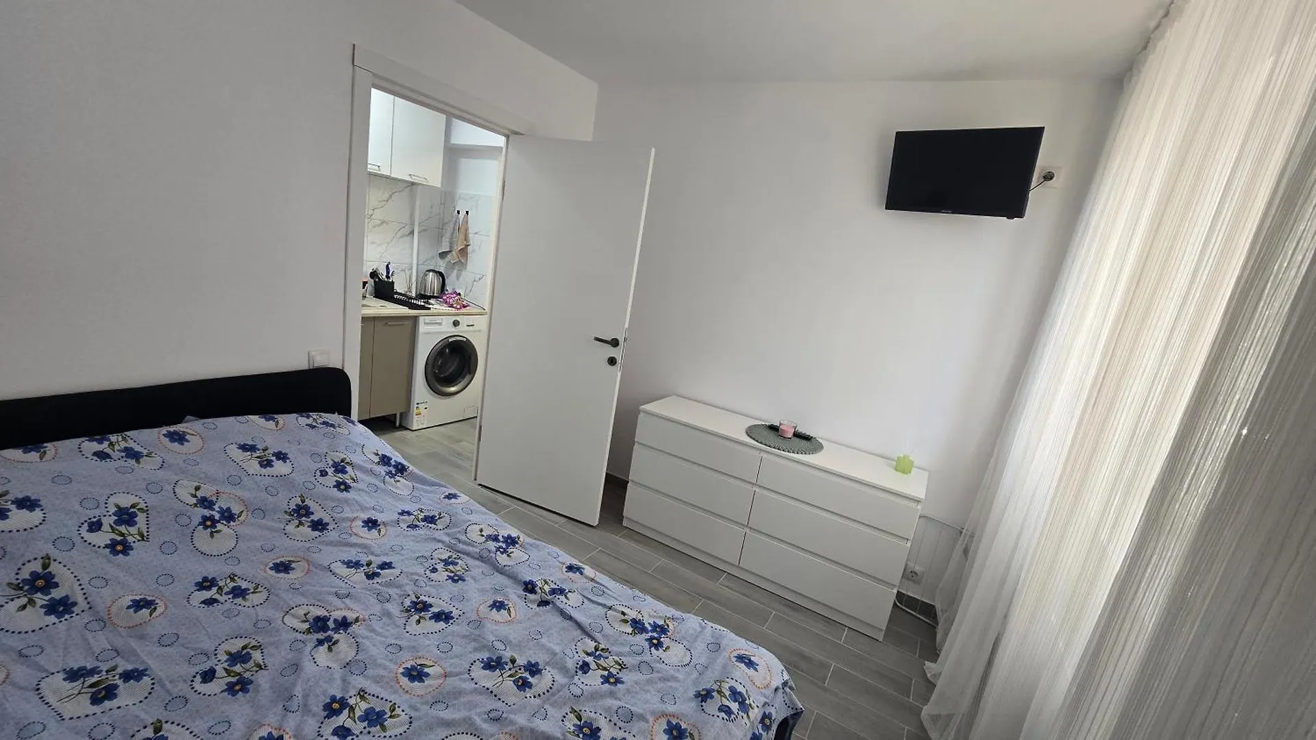 2 Room Apartment 15 Minutes From Unirii Bucharest 0*,